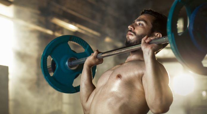 Schulterdrücken: So führst du Military Press richtig aus Schulterdrücken - Military Press